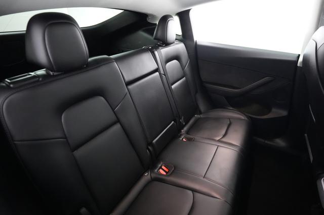 2022 Tesla Model Y — photo 4 of 21