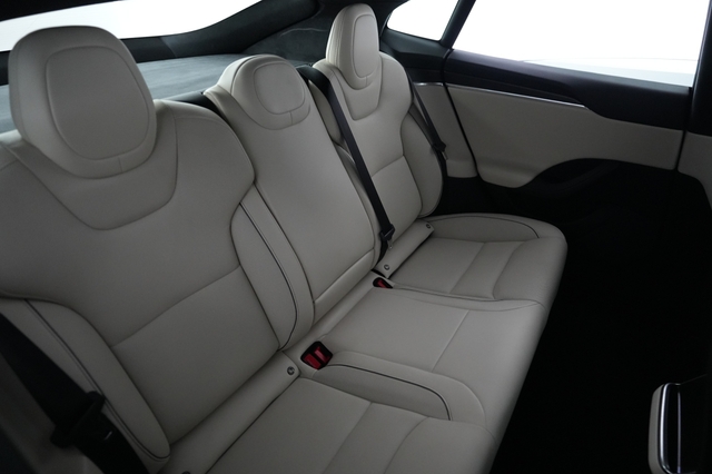 2022 Tesla Model S