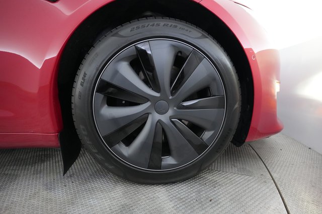 2022 Tesla Model S — photo 16 of 22
