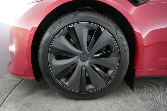 2022 Tesla Model S — photo 15 of 22