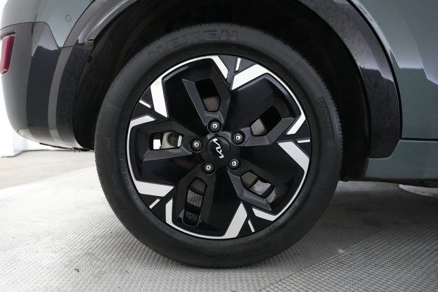 2023 Kia Niro EV — photo 7 of 20