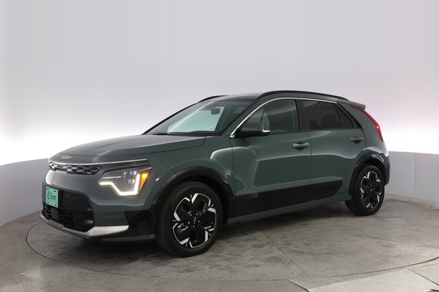 2023 Kia Niro EV — photo 14 of 23