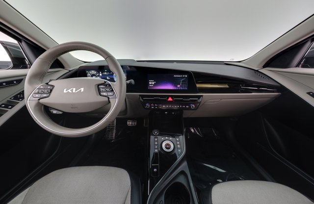 2023 Kia Niro EV — photo 21 of 23