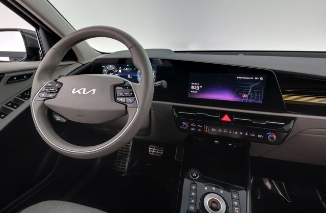 2023 Kia Niro EV — photo 20 of 23