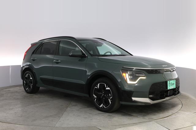 2023 Kia Niro EV — photo 10 of 23