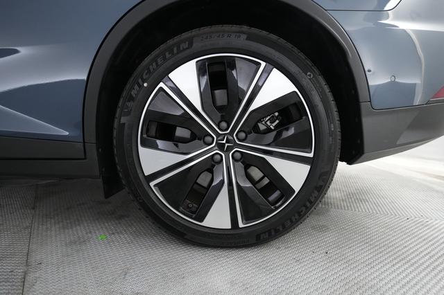 2024 Polestar 2 — photo 7 of 21