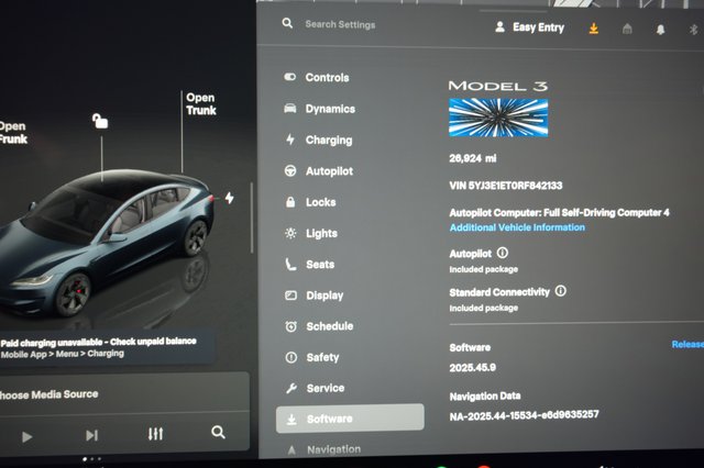 2024 Tesla Model 3 — photo 5 of 21