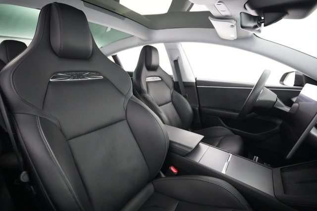 2024 Tesla Model 3 — photo 18 of 21