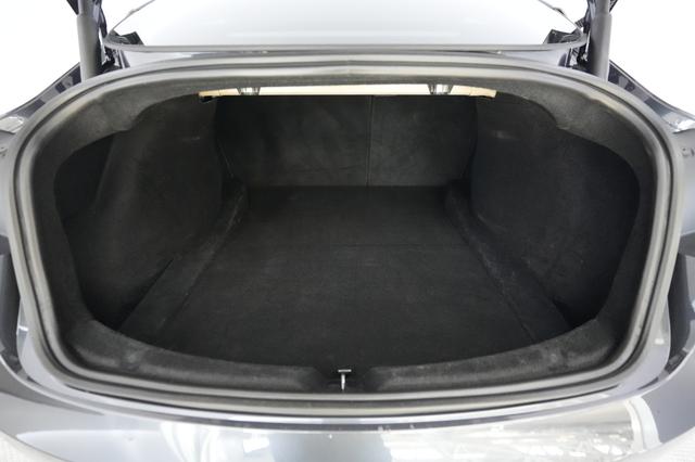 2024 Tesla Model 3 — photo 6 of 21