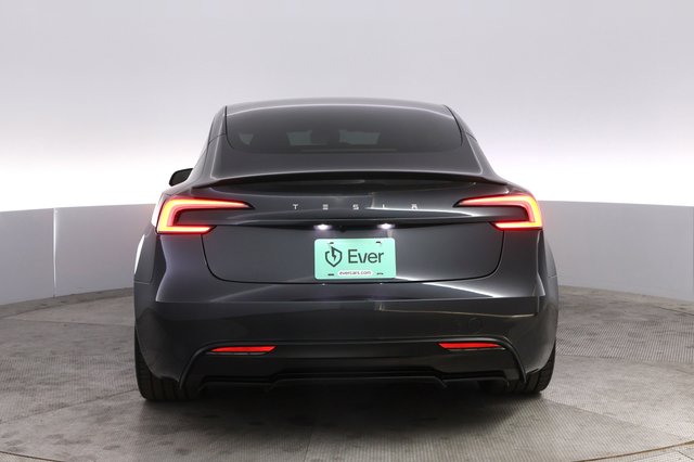 2024 Tesla Model 3 — photo 12 of 21