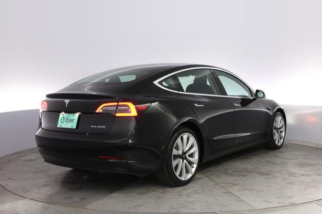 2020 Tesla Model 3 — photo 2 of 21