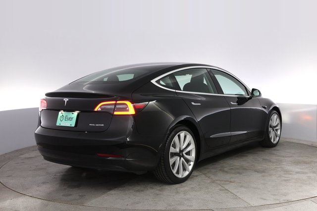 2020 Tesla Model 3 — photo 2 of 21