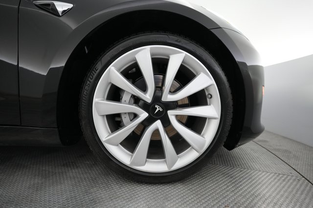 2020 Tesla Model 3 — photo 16 of 21