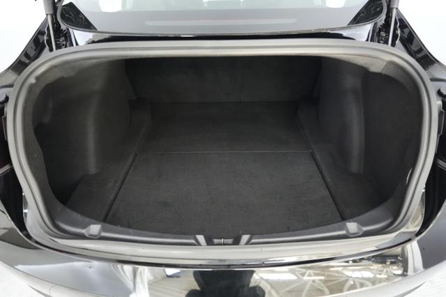 2020 Tesla Model 3 — photo 6 of 21