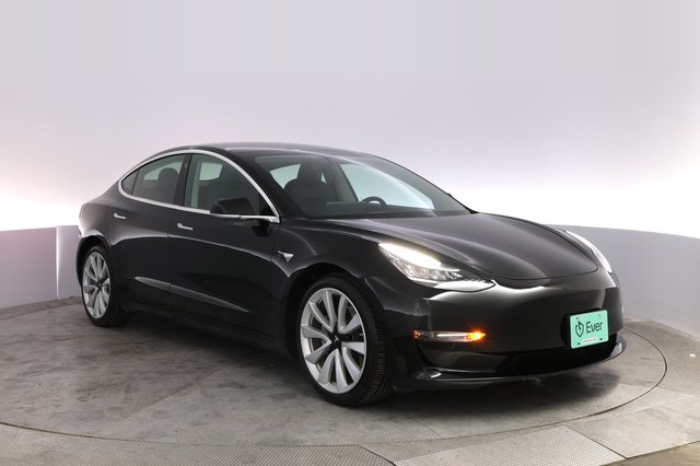 2020 Tesla Model 3 — photo 10 of 21