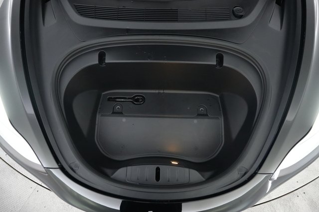 2020 Tesla Model 3 — photo 20 of 21