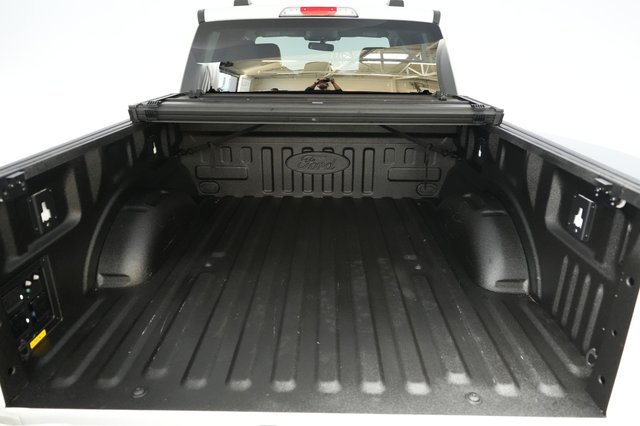 2023 Ford F-150 Lightning — photo 6 of 15