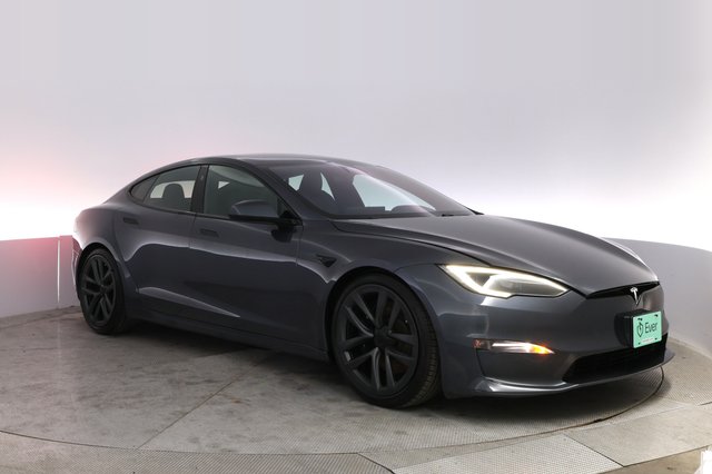 2023 Tesla Model S — photo 10 of 21