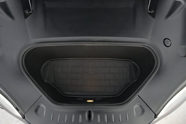 2023 Tesla Model S — photo 20 of 21