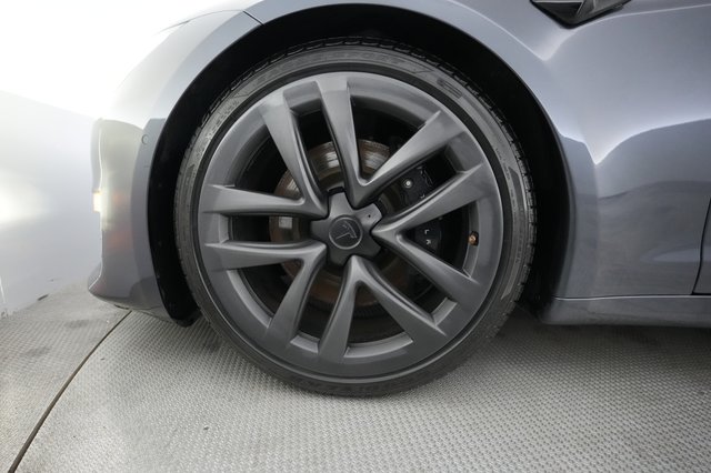 2023 Tesla Model S — photo 15 of 21