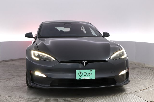 2023 Tesla Model S — photo 9 of 21