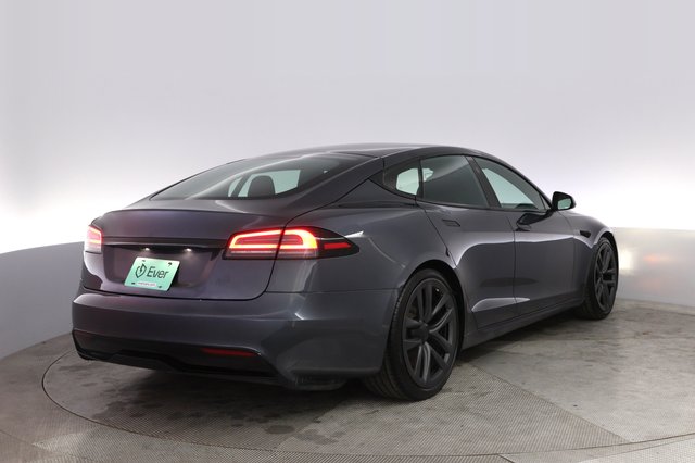 2023 Tesla Model S — photo 2 of 21