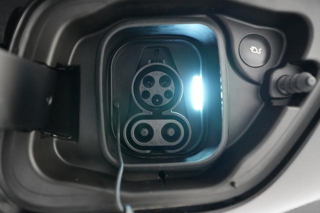 2023 Polestar 2 — photo 8 of 21