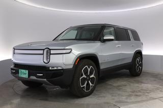 2024 Rivian R1S