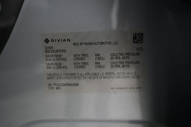 2024 Rivian R1S — photo 25 of 25