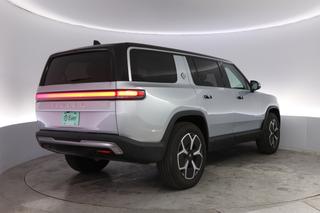 2024 Rivian R1S — photo 2 of 25