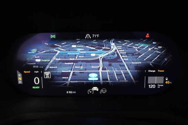 2024 Polestar 2 — photo 5 of 21