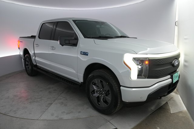 2024 Ford F-150 Lightning — VIN 1FT6W3L74RWG22176