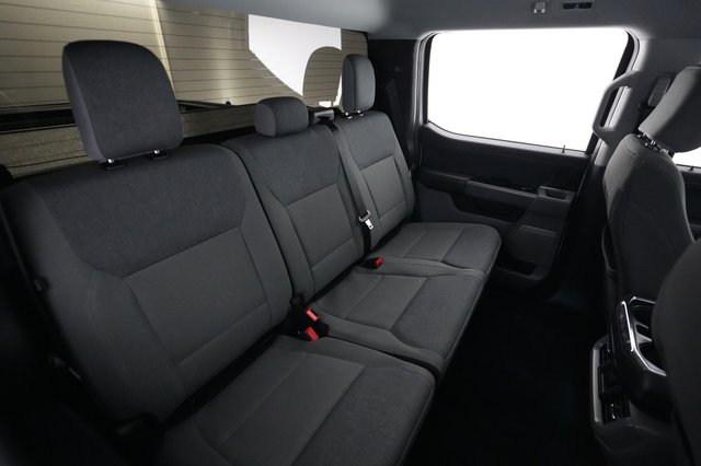 2024 Ford F-150 Lightning — photo 4 of 16
