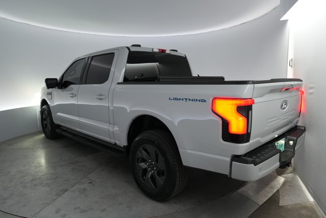 2024 Ford F-150 Lightning — photo 2 of 16
