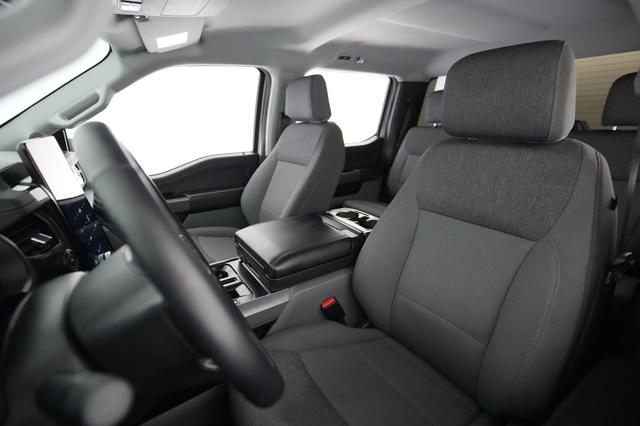 2024 Ford F-150 Lightning — photo 3 of 16