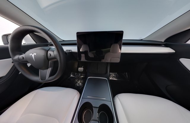 2022 Tesla Model Y — photo 21 of 26
