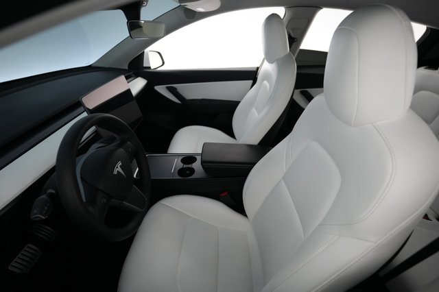 2022 Tesla Model Y — photo 3 of 26