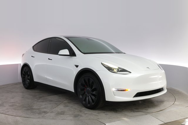 2022 Tesla Model Y — photo 10 of 26