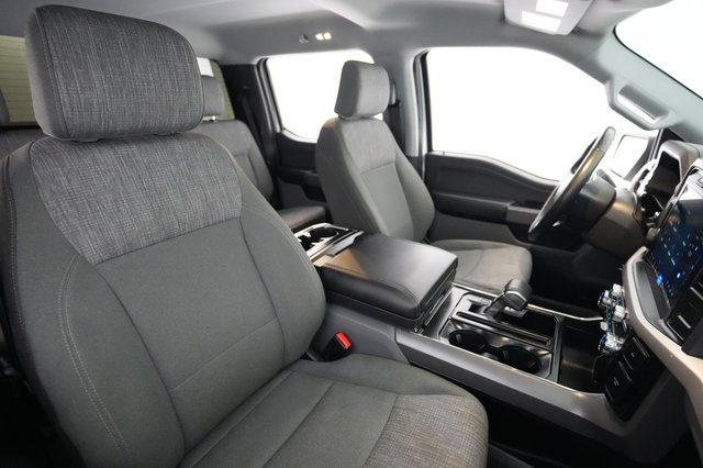 2023 Ford F-150 Lightning — photo 12 of 15
