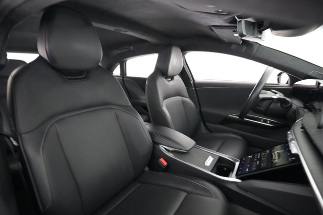 2023 Lucid Air — photo 18 of 20