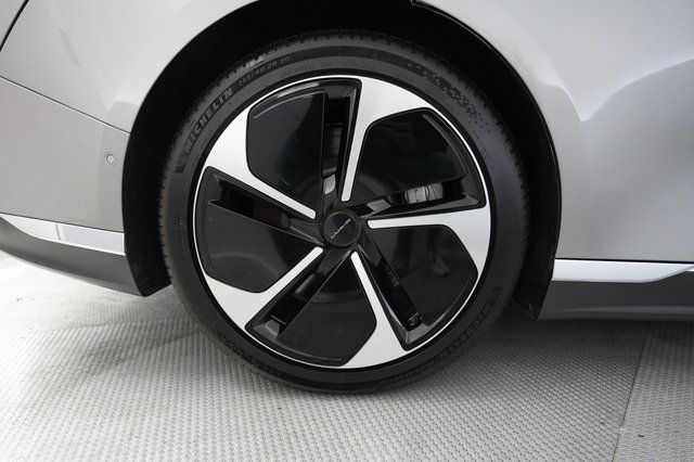 2023 Lucid Air — photo 17 of 21