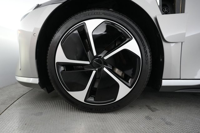 2023 Lucid Air — photo 15 of 21