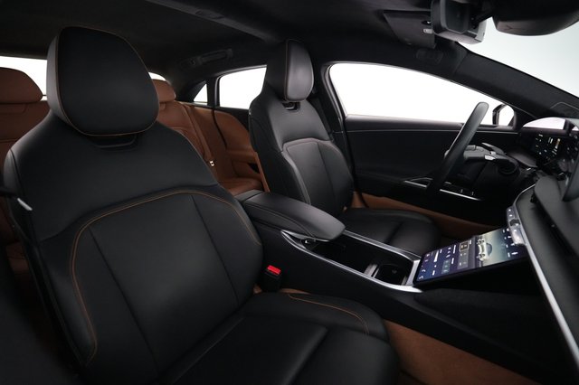 2023 Lucid Air — photo 18 of 21