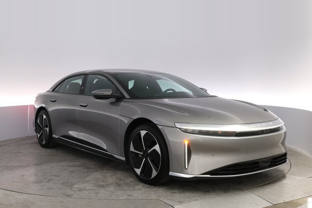 2023 Lucid Air — photo 10 of 21