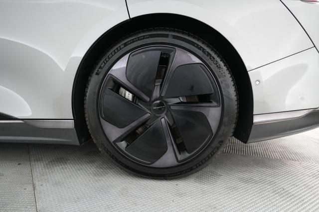 2023 Lucid Air — photo 7 of 20