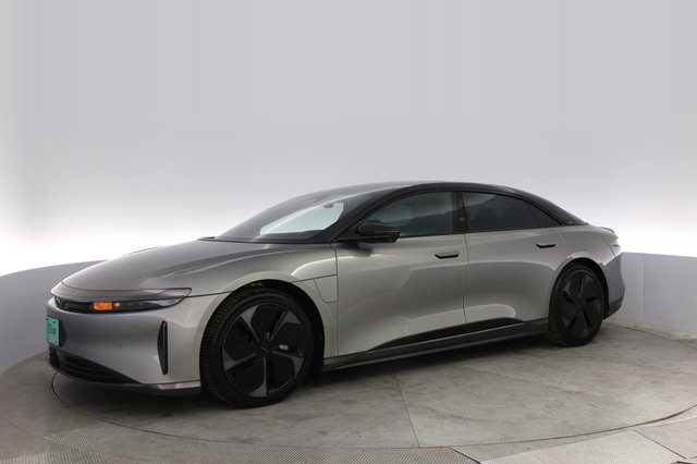 2023 Lucid Air — photo 14 of 20