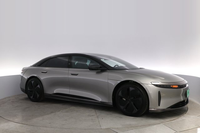 2023 Lucid Air — photo 11 of 20