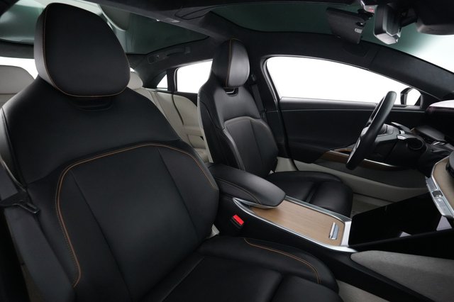 2023 Lucid Air — photo 18 of 22