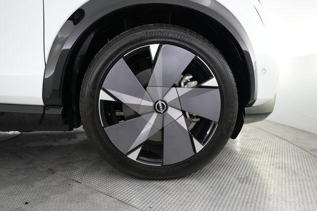 2023 Nissan Ariya — photo 16 of 20