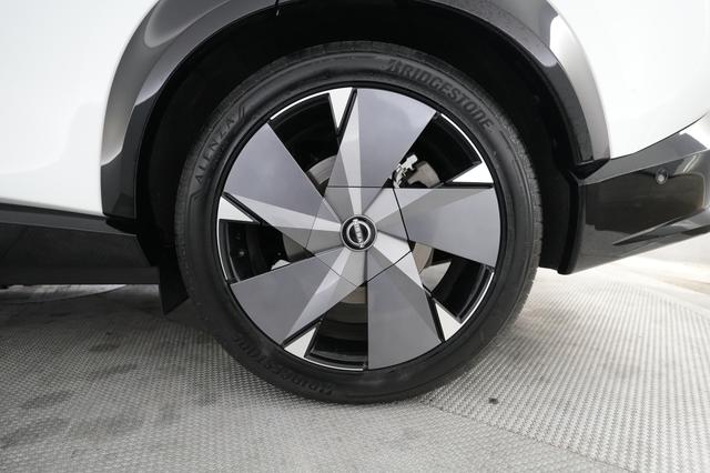 2023 Nissan Ariya — photo 7 of 20